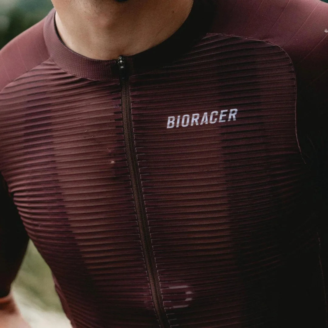 BIORACER Epic Ultralight Jersey RUSTIC COFFEE Rustic Coffee - 着用イメージ | CaLORS