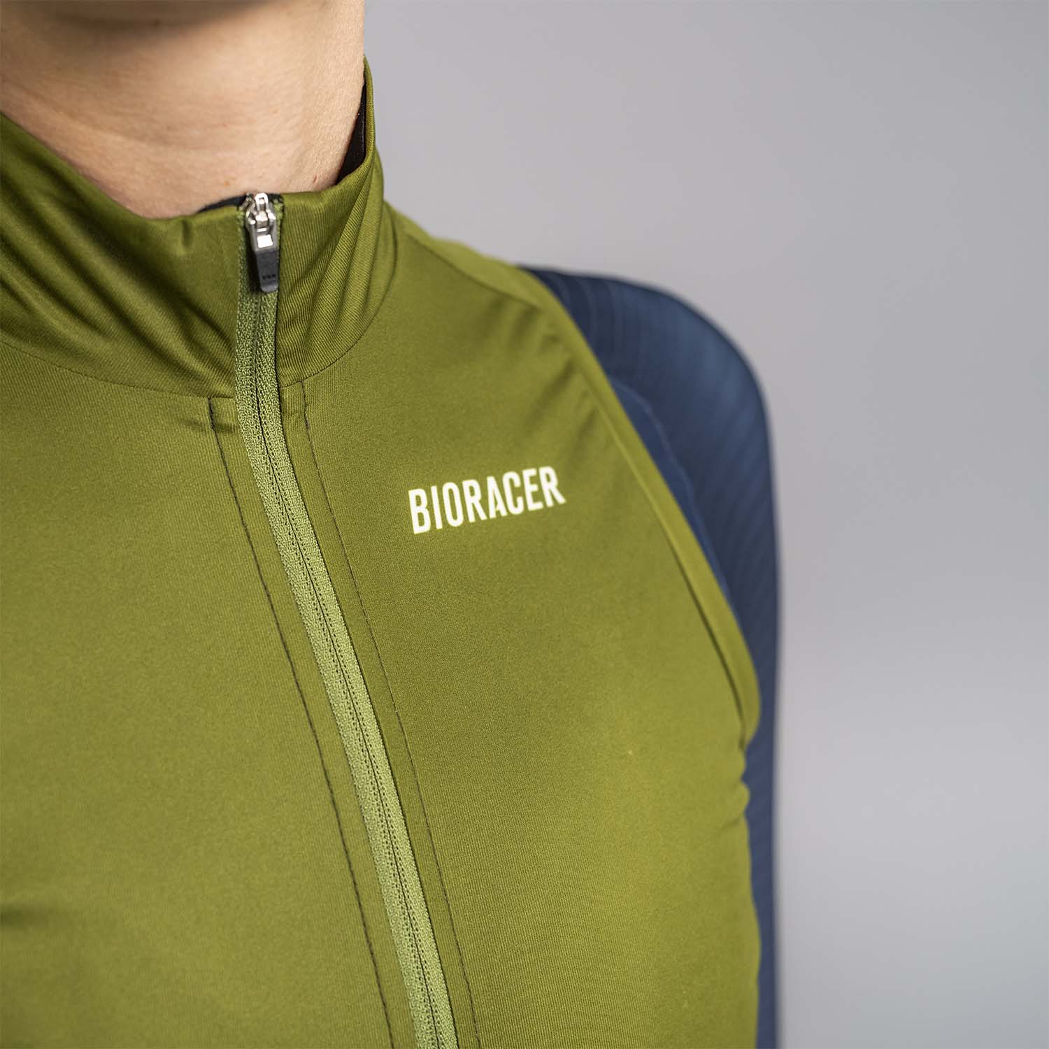 【受発注】Icon Women’s Gilet Thyme Green