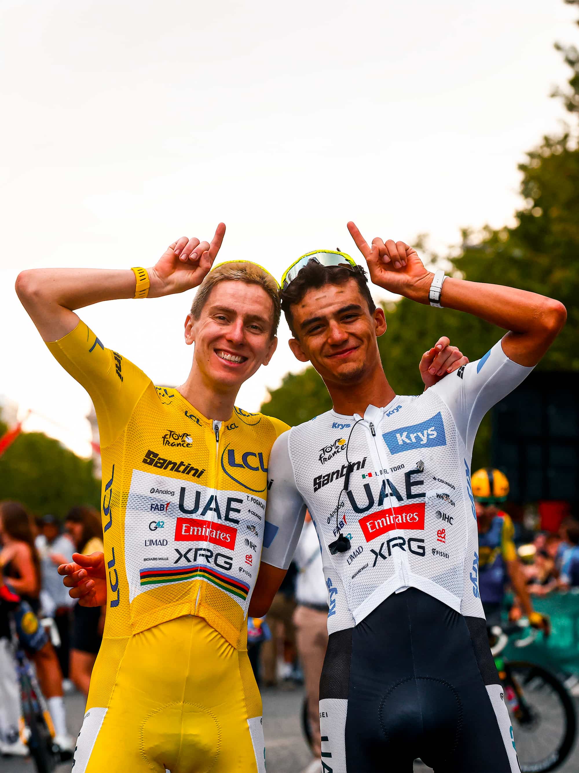 PISSEI UAE Team Emirates XRG TDFセレブレーションジャージ｜限定